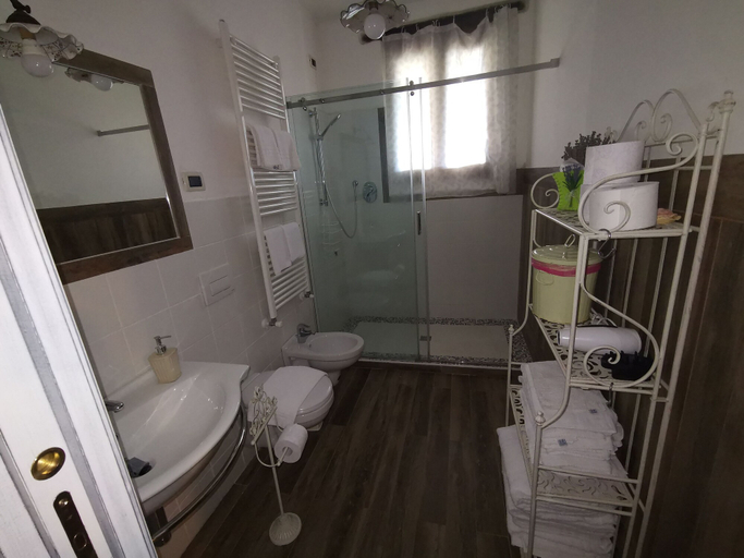 Bathroom, Agriturismo Torre Mannella, Pescara