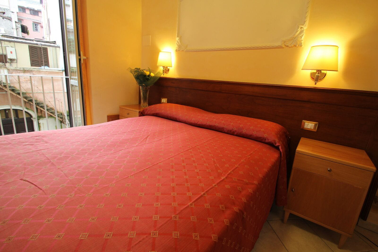 Bedroom 2, Hotel Rosetta, Roma