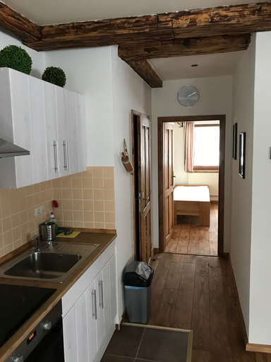Others 4, Tuxie Haus, Schwaz