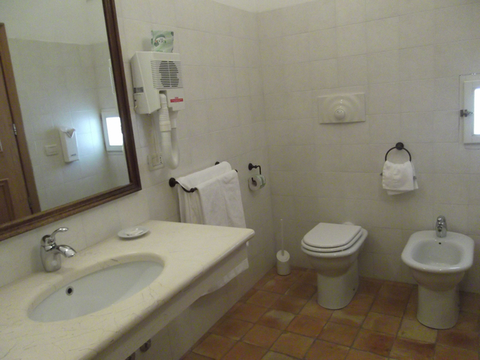 Bathroom 3, Agli Archi Dimore Storiche, Matera