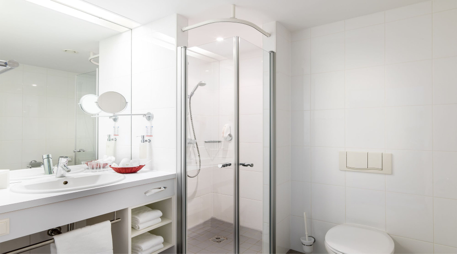 Bathroom 4, Thermenhotel All In Red, Oberpullendorf