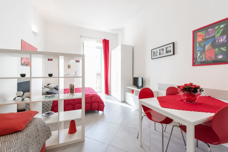 In-room dining, A Due Passi dal Centro, Bari