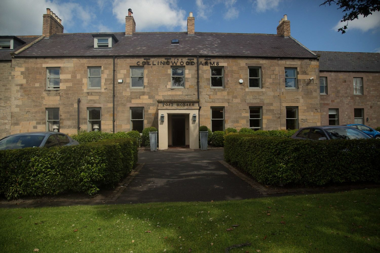 Exterior & Views