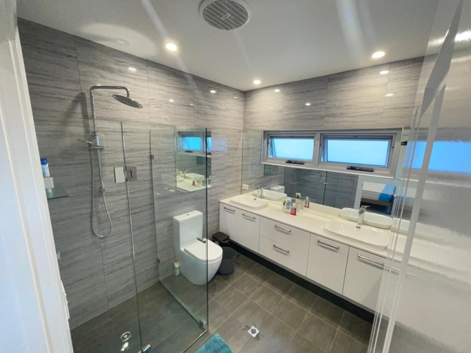 Bathroom, Kesehills Wines Villa, Barossa
