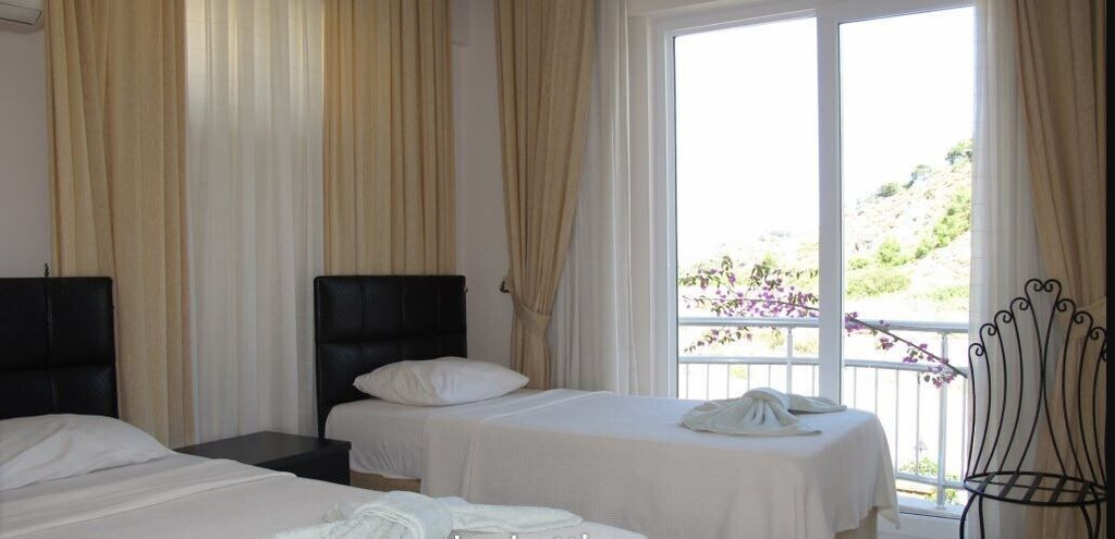 Room 3, Villa AQ14 by JoyLettings, Fethiye