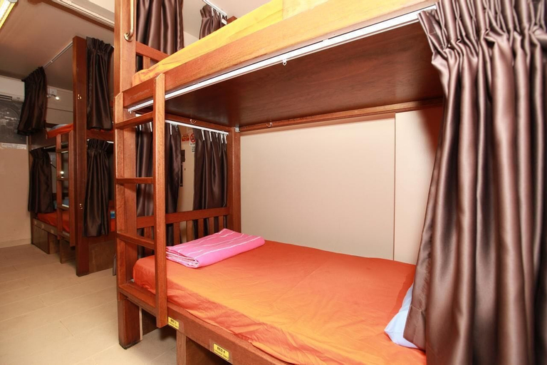 Bedroom 12