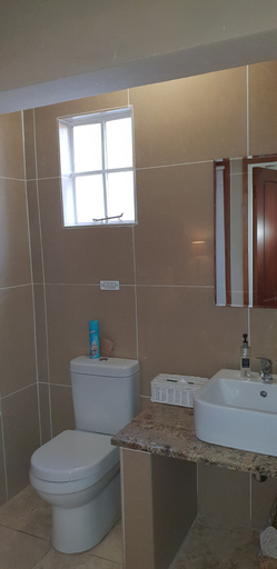 Bathroom 4, Telestai Guest House, Ehlanzeni