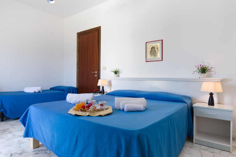 Bedroom 3, Hotel Luna Lido, Lecce