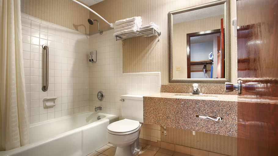 Bathroom 4, AmericInn by Wyndham Appleton Downtown, Outagamie