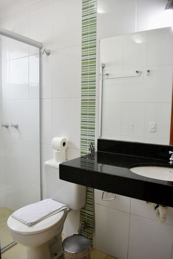 Bathroom 5, Rio das Pedras Thermas Hotel, Caldas Novas