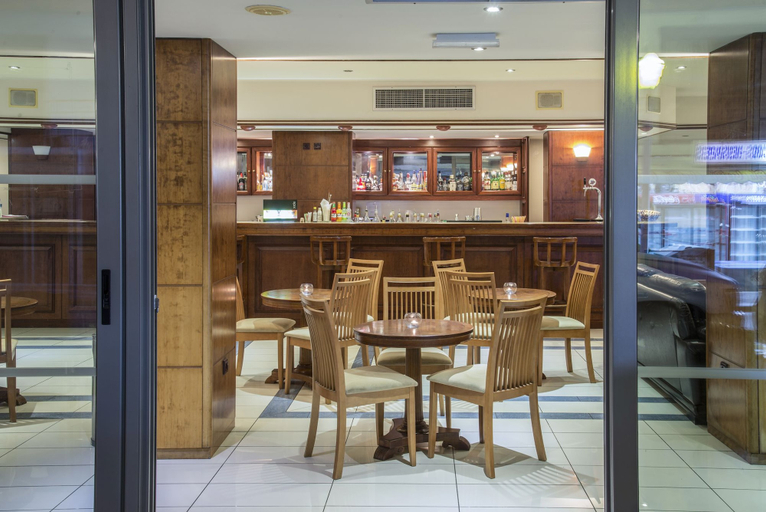 Food & Drinks 5, Manousos City Hotel, South Aegean