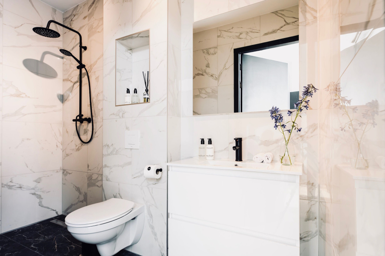 Bathroom 5, Boutique Hotel 43 Zaandam-Amsterdam, Zaanstad