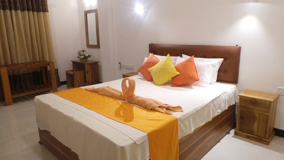 Bedroom 2, Wind Mill Villa Hotel, Negombo