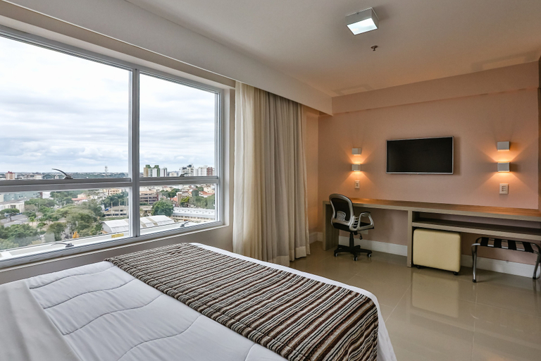 Bedroom 3, Ramada Hotel & Suites Campos Dos Goytacazes, Campos