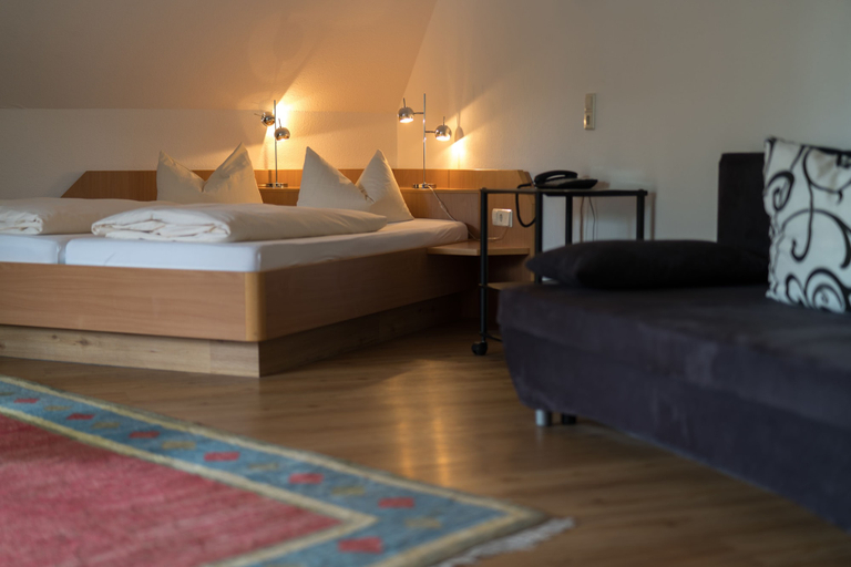 Bedroom 2, Hotel Linde Durbach, Ortenaukreis