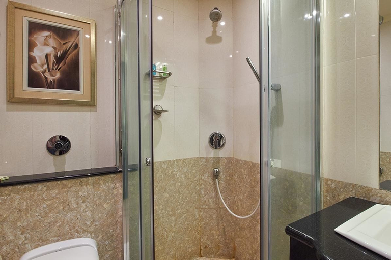 Bathroom 5, Royalton Hyderabad, Hyderabad