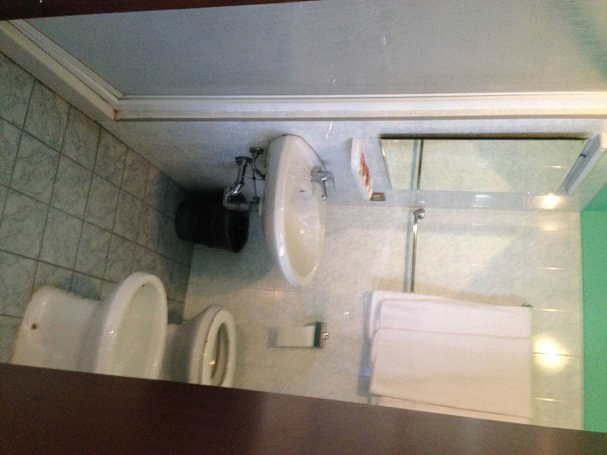 Bathroom 4, Hotel Bonola, Milano