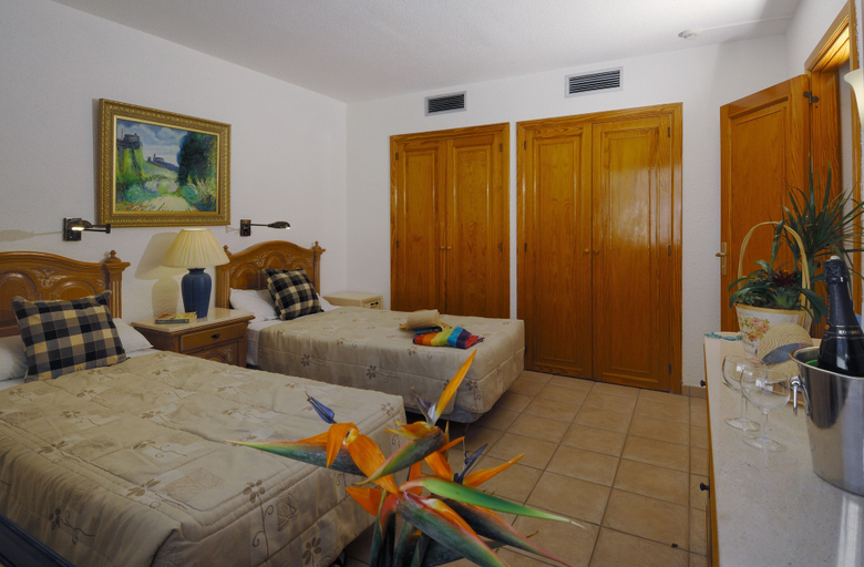 Bedroom 4, Ona Beverly Hills Suites, Santa Cruz de Tenerife