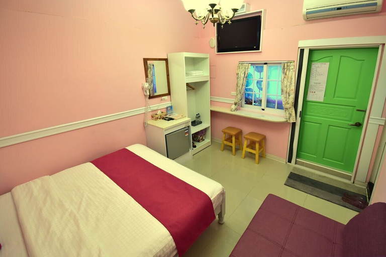 Bedroom 3, Vitoria's Home, Pingtung