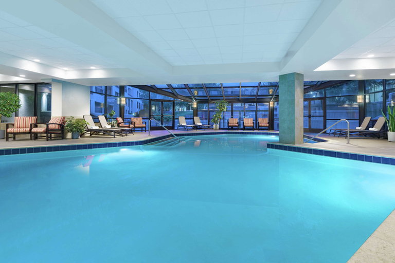 Sport & Beauty 2, DoubleTree by Hilton Colorado Springs, El Paso