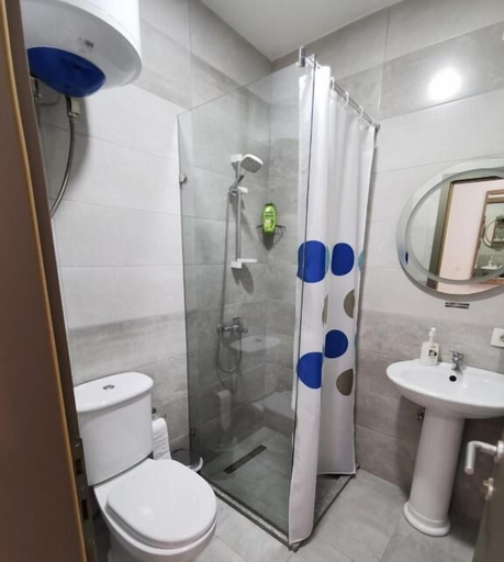 Bathroom 2, Stone Bridge Guesthouse, Peć