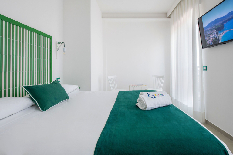 Bedroom 4, Al Campanile, Napoli