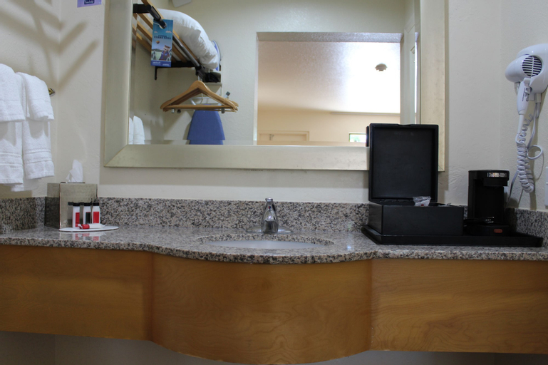Bedroom 5, Travelodge by Wyndham Florida City/Homestead/Everglades, Miami-Dade