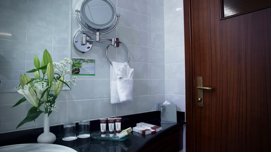 Bathroom 5, The Eclipse Boutique Suites, Abu Dhabi City