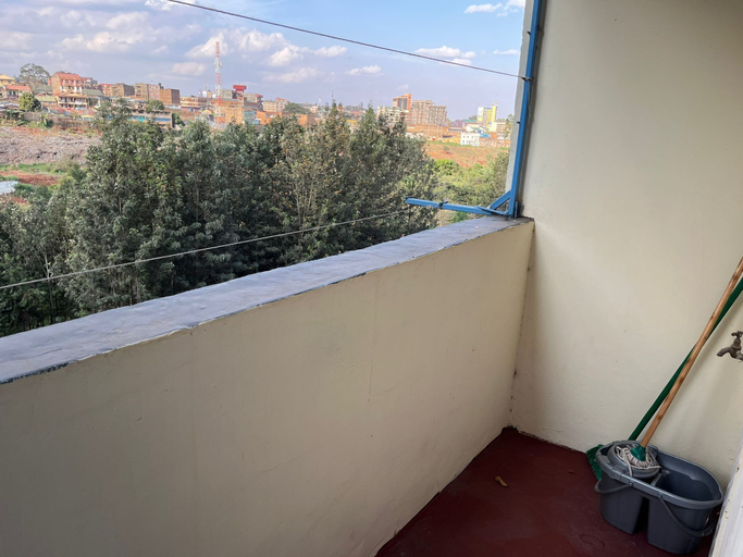 Balcony, Remarkable 2-bed Apartment, Cozy and Comfortable, Kiambu