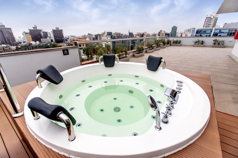 Sport & Beauty 2, Hampton by Hilton Lima San Isidro, Lima