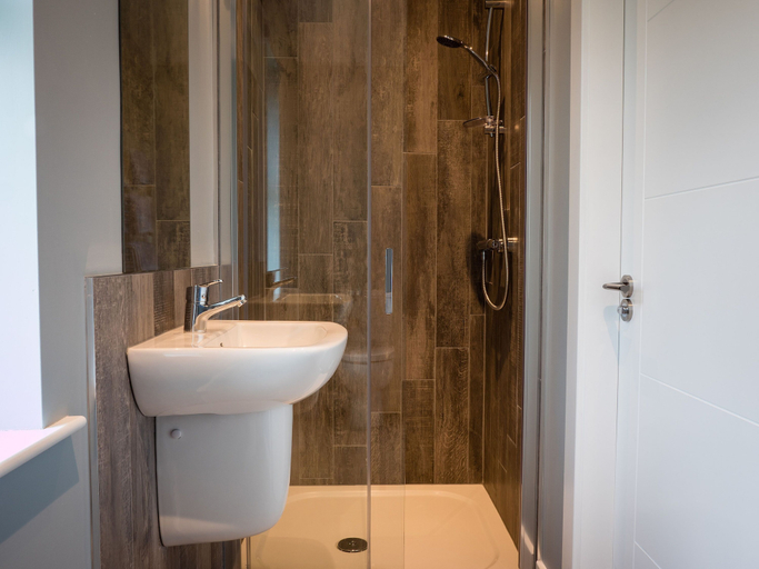 Bathroom, Executive Lakeside Lodge at Mullans Bay, Fermanagh and Omagh