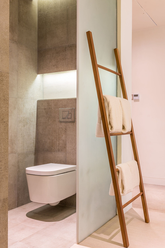 Bathroom 5, The Sandhya, Habaraduwa