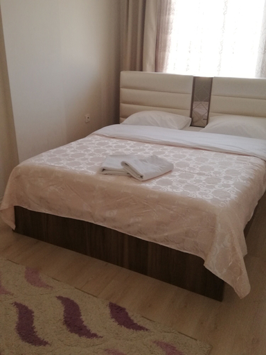 Bedroom 4, A Suit Residence, Merkez