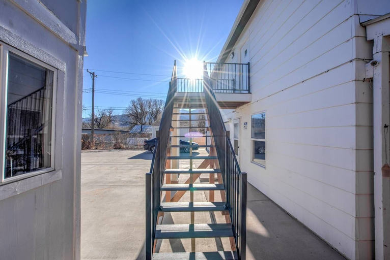 Others 5, 2BR Modern & Chic Comfy Home in Old Colorado, El Paso