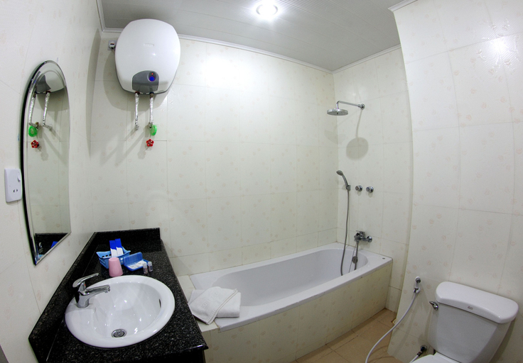 Bathroom 4, Hotel Glory, Yangon