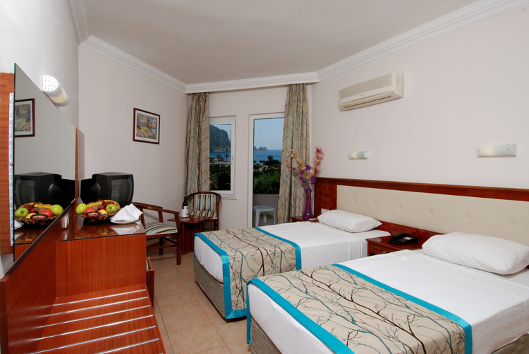 Bedroom 3, Hatipoglu Beach Hotel, Alanya