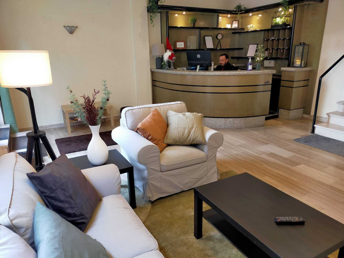 Others 4, Hotel La Chance, Aosta