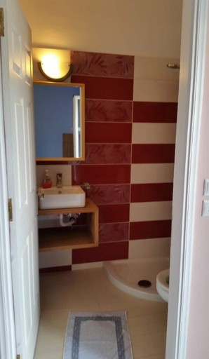 Bathroom 4, Lefkada Center Apartments, Ionian Islands