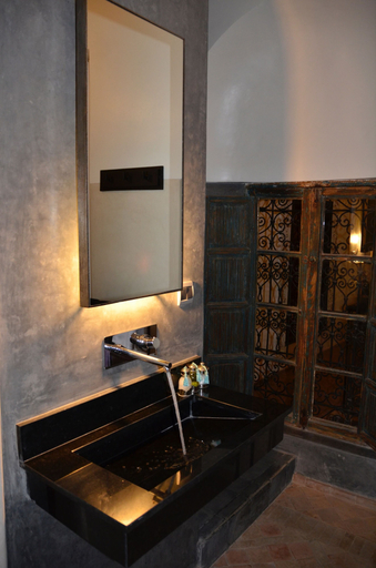 Bathroom 5, Riad Bab 54, Marrakech