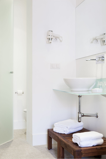 Bathroom 5, Artrip Hotel, Madrid