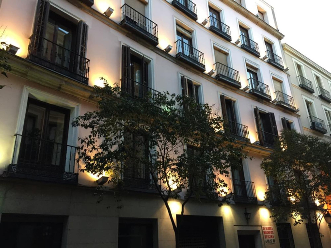 Exterior & Views 4, Ch Otello Rooms By HEBEROOMS, Madrid