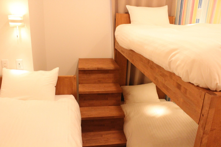 Bedroom 3, hostel & powder room crane - Caters to Women, Hiroshima