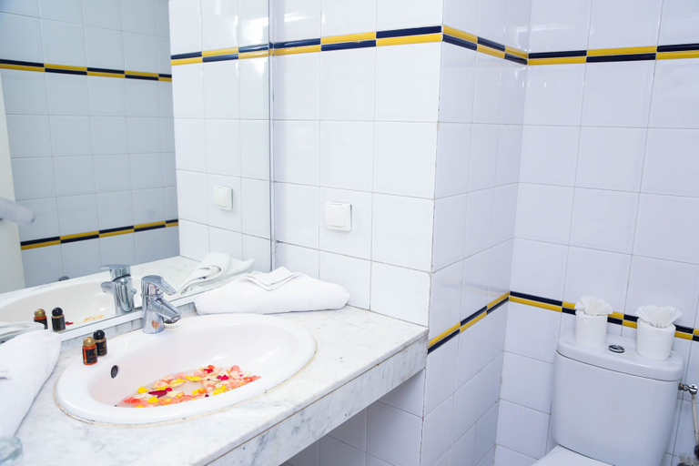Bathroom 4, Senator Agadir, Agadir-Ida ou Tanane