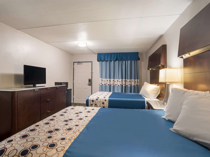 Bedroom 4, Rodeway Inn, Greenwood
