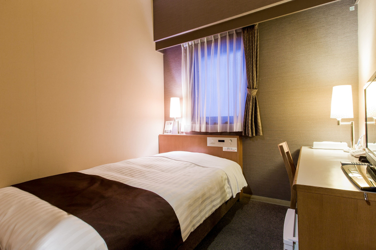 Bedroom 3, Hotel New Star Ikebukuro, Toshima