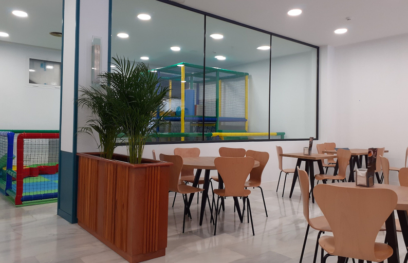 Food & Drinks 5, Aparthotel Golf Beach, Girona