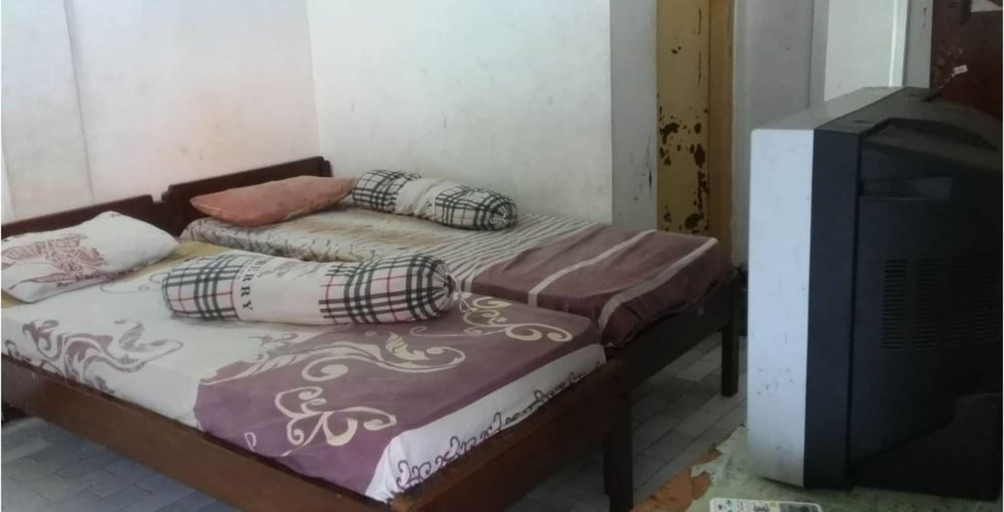 Bedroom, Hotel Indah Syariah, Surabaya