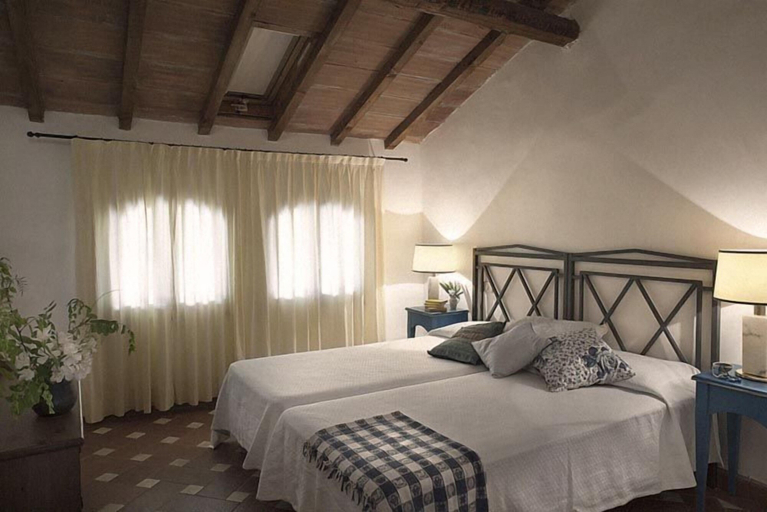 Bedroom 3, Fattoria San Lorenzo - Apartments, Grosseto