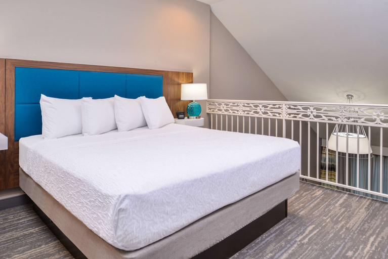 Bedroom 3, Hampton Inn & Suites Boise/Spectrum, Ada