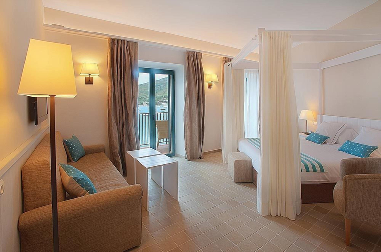 Bedroom 3, Hotel Playa Sol, Girona